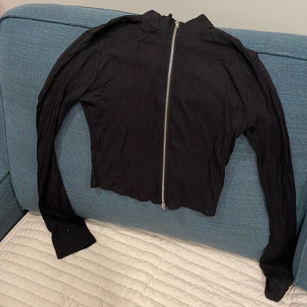 Double zipper women’s top